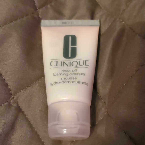 Rince off Foaming cleanser